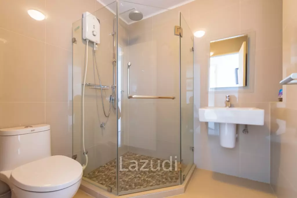Penthouse 3 Bed Condo with Sea View
