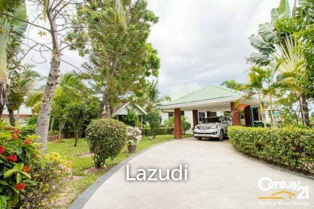 1,300 Sqm 4 Bed 3 Bath Villa For Sale