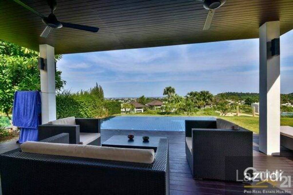THE SPIRIT : Modern 3 bed pool villa