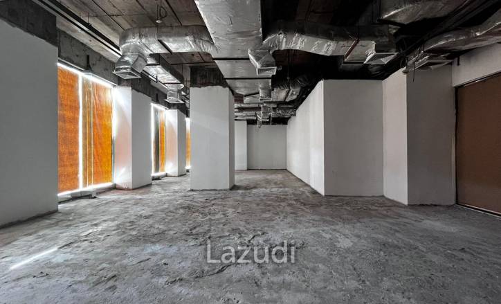 Retail Shop For Rent At Thanapoom Tower