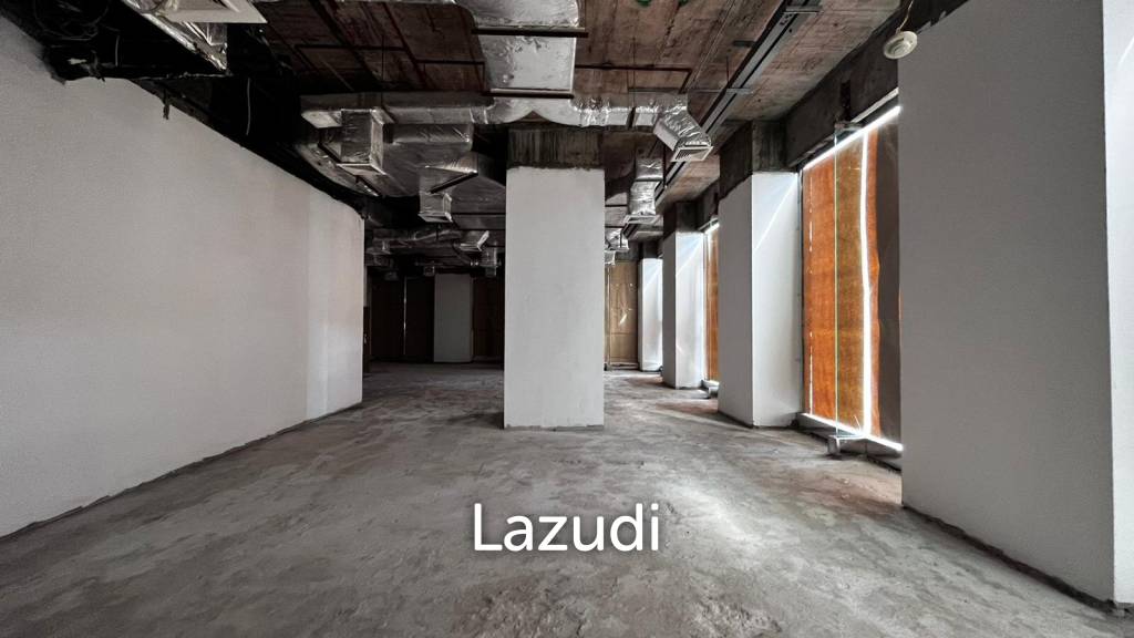 Retail Shop For Rent At Thanapoom Tower