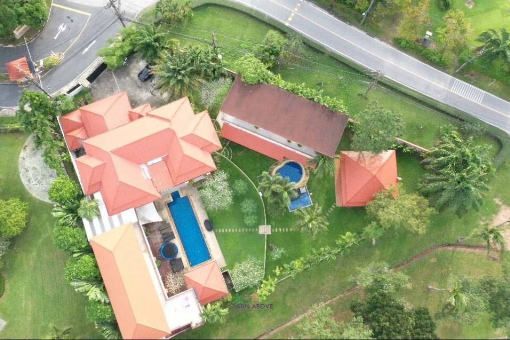 Golf Course Villa - 13 bedrooms  | Laguna