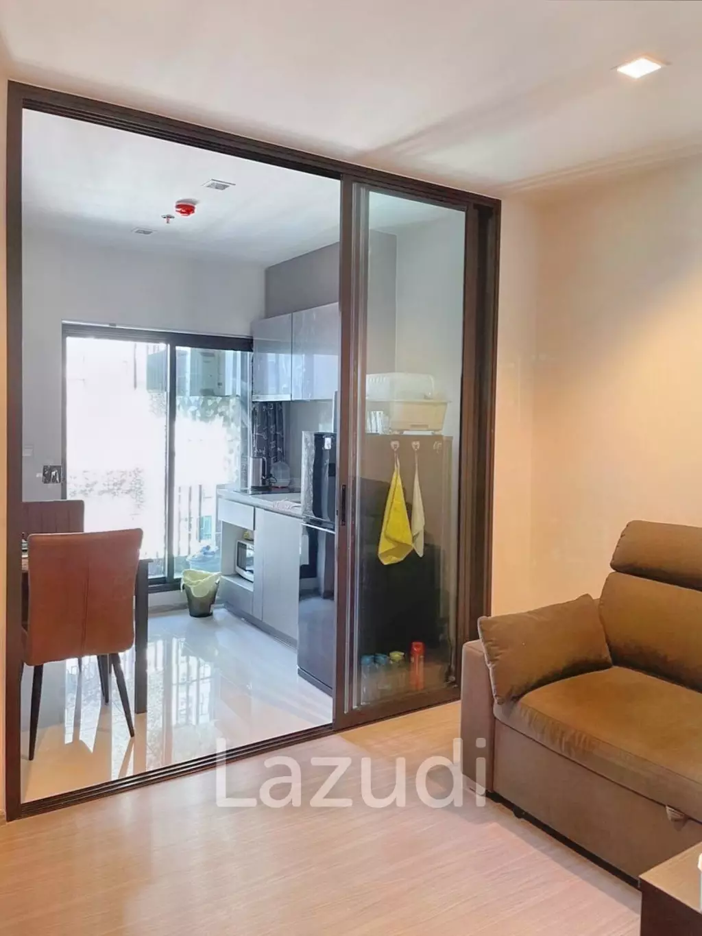 1 Bed 1 Bath 33 SQ.M LIFE Asoke - Rama 9