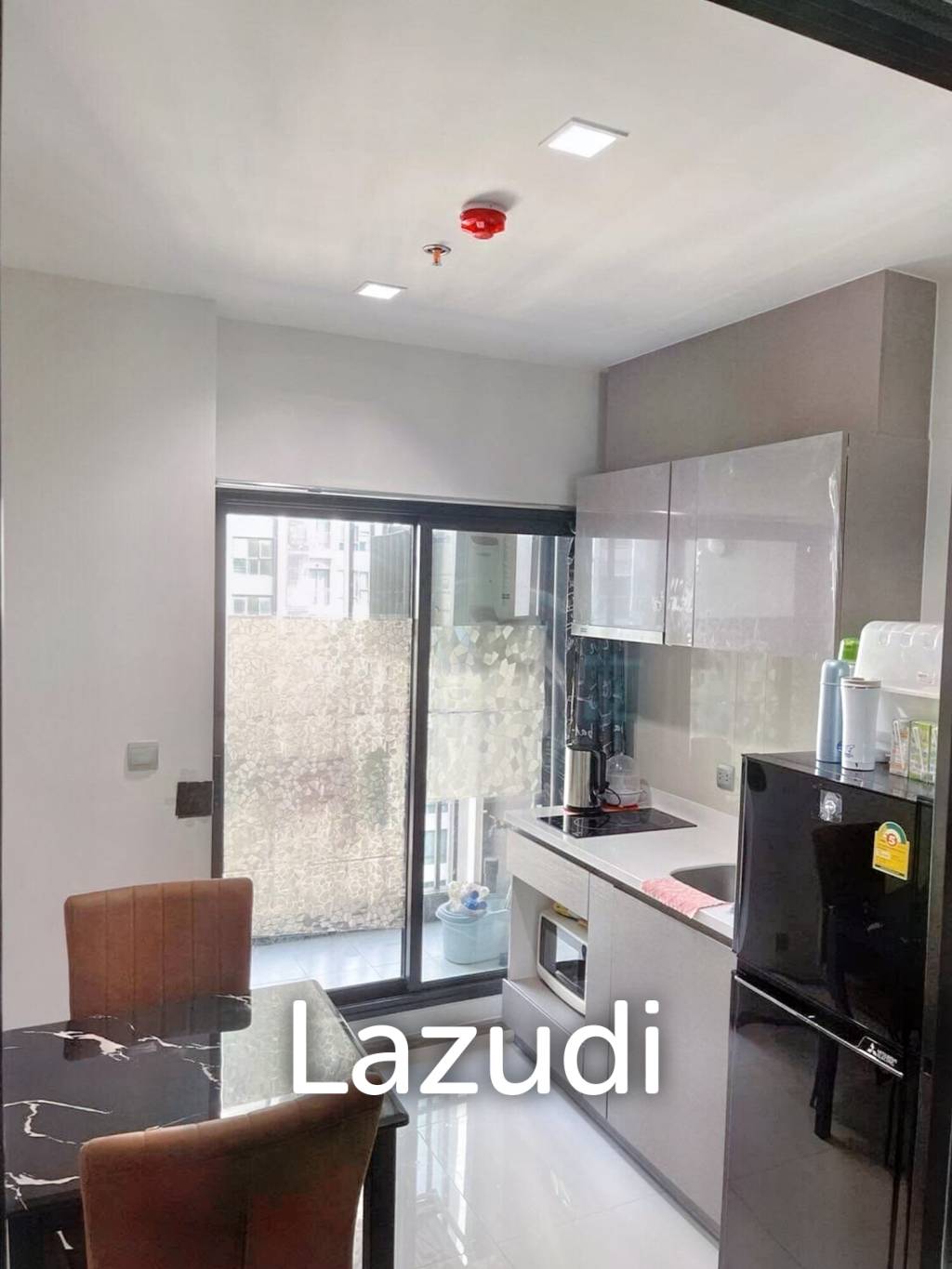 1 Bed 1 Bath 33 SQ.M LIFE Asoke - Rama 9