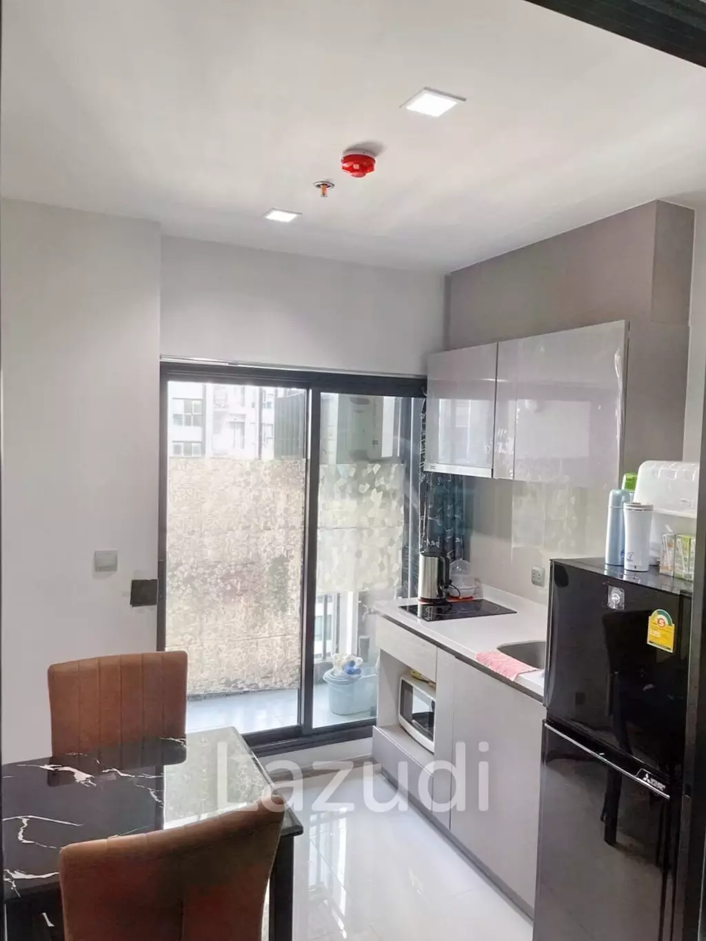 1 Bed 1 Bath 33 SQ.M LIFE Asoke - Rama 9