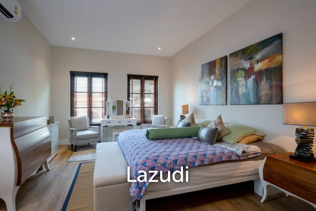 BANYAN RESIDENCES : Luxury Bali Style 5 Bed Pool Villa on large land plot