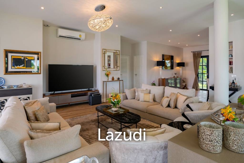 BANYAN RESIDENCES : Luxury Bali Style 5 Bed Pool Villa on large land plot