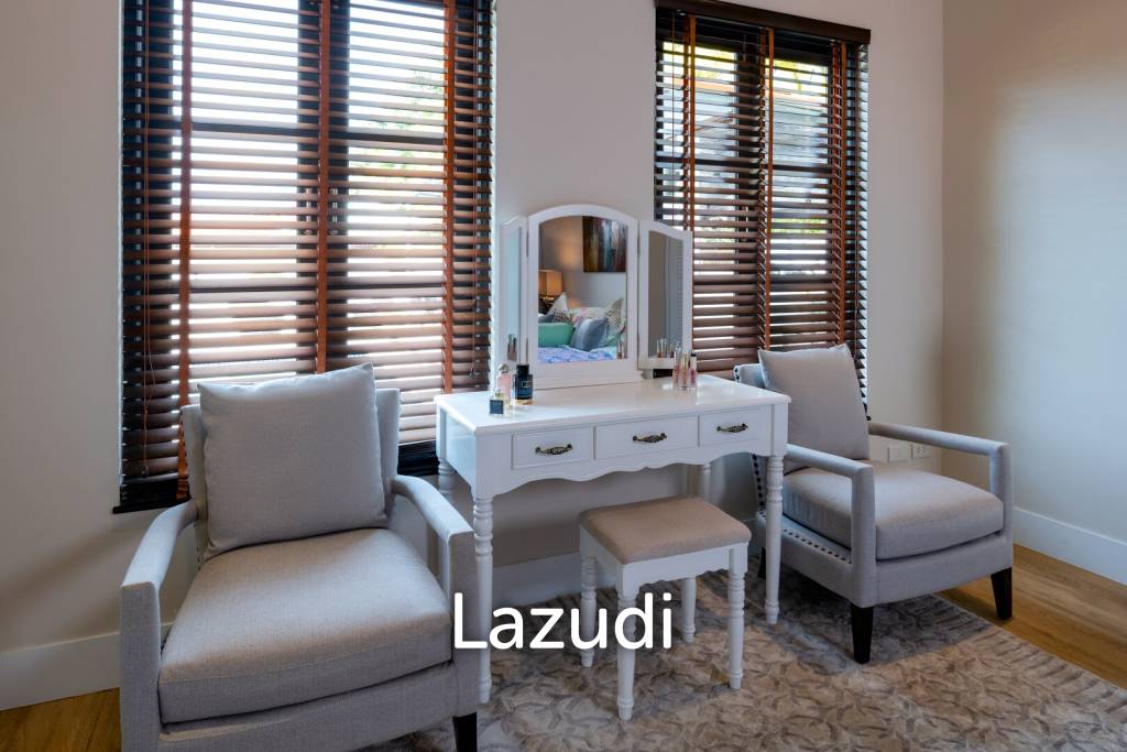 BANYAN RESIDENCES : Luxury Bali Style 5 Bed Pool Villa on large land plot