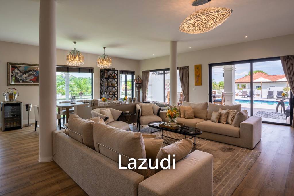 BANYAN RESIDENCES : Luxury Bali Style 5 Bed Pool Villa on large land plot