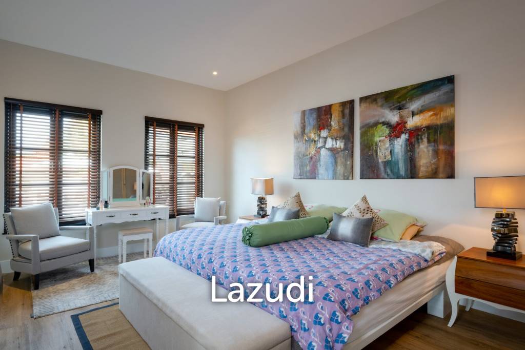 BANYAN RESIDENCES : Luxury Bali Style 5 Bed Pool Villa on large land plot