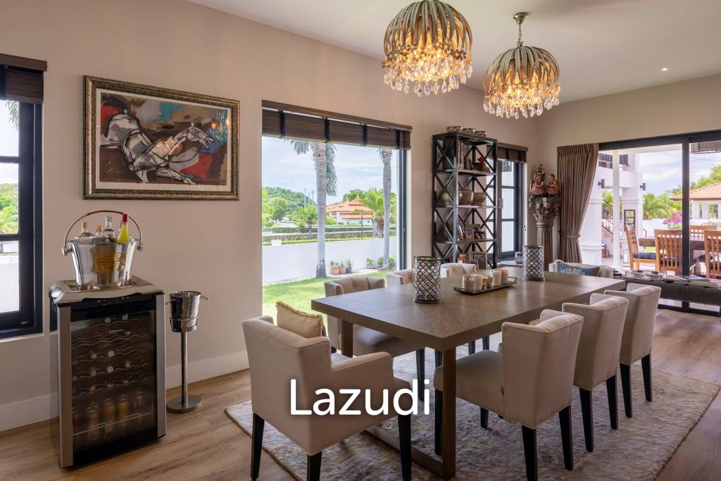 BANYAN RESIDENCES : Luxury Bali Style 5 Bed Pool Villa on large land plot