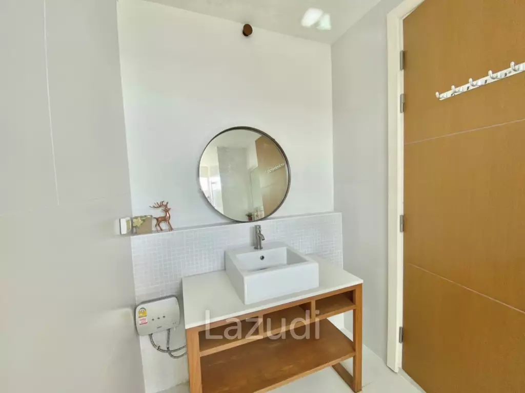 The seacraze: 2 Bed 2 Bath Sea View For Sale