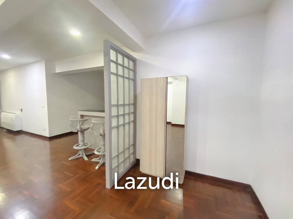 3 Bed 3 Bath 250 SQ.M Prompong Mansion