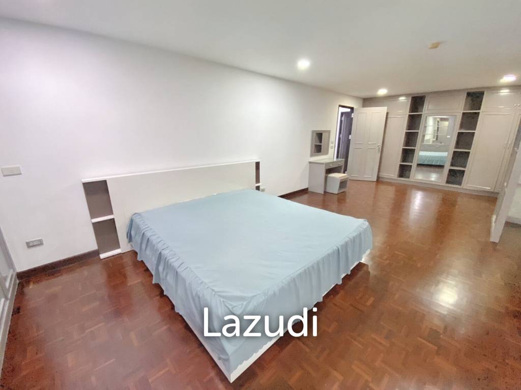 3 Bed 3 Bath 250 SQ.M Prompong Mansion