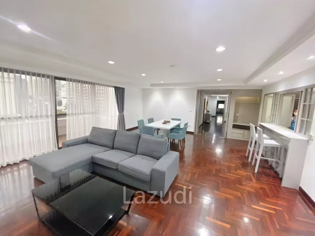 3 Bed 3 Bath 260 SQ.M Prompong Mansion