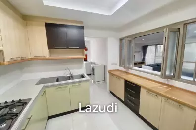 3 Bed 3 Bath 260 SQ.M Prompong Mansion