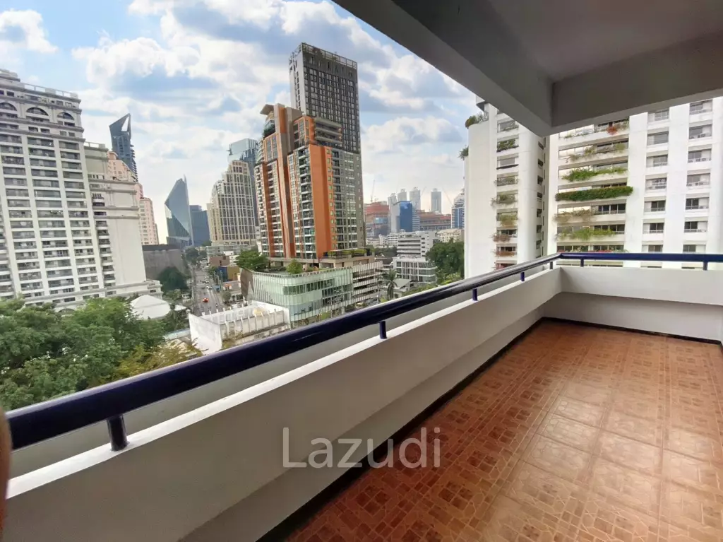 3 Bed 3 Bath 260 SQ.M Prompong Mansion