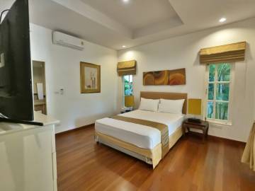 Pool Villa in Kamala for RENT and SALE