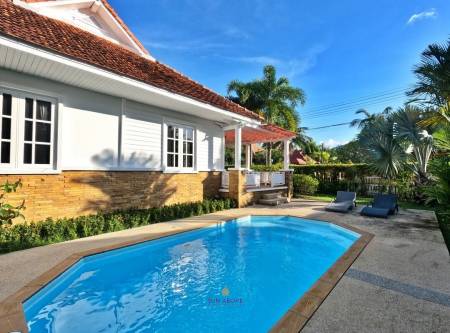 Pool Villa in Kamala for RENT