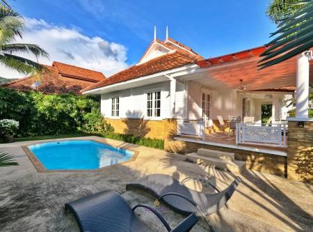 Pool Villa in Kamala for RENT