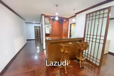3 Bed 3 Bath 260 SQ.M Prompong Mansion