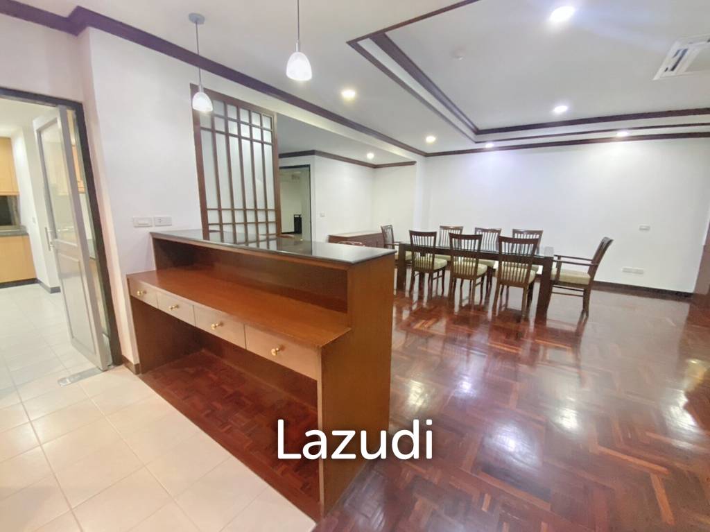 3 Bed 3 Bath 260 SQ.M Prompong Mansion