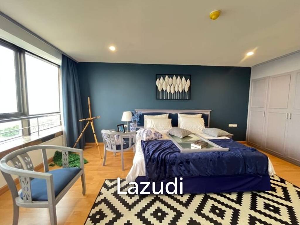 Jomtien Plaza Condotel for Sale