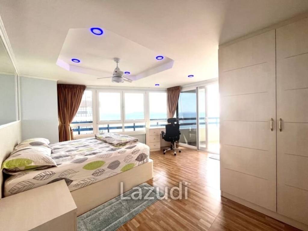 Jomtien Plaza Condotel for Sale