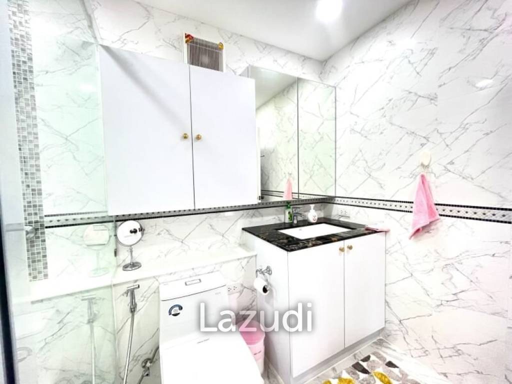 Jomtien Plaza Condotel for Sale