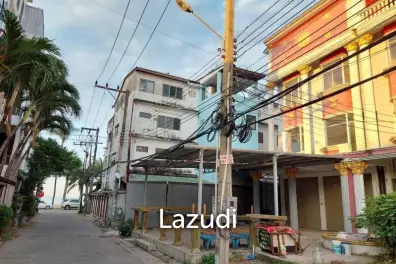 Commercial Shop for Rent at Jomtien Beach Road
