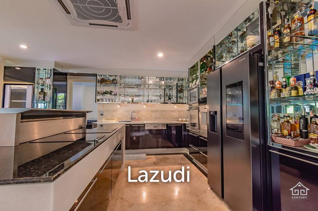 1,100 Sqm 4 Bed 4 Bath Villa For Sale