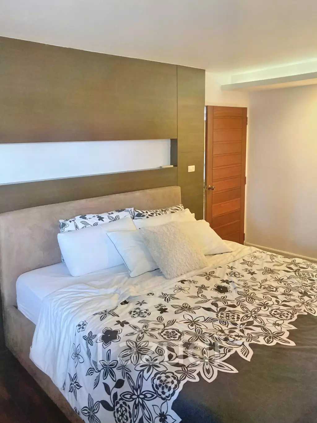 3 Bed 4 Bath 259 SQ.M Thana City Prestige