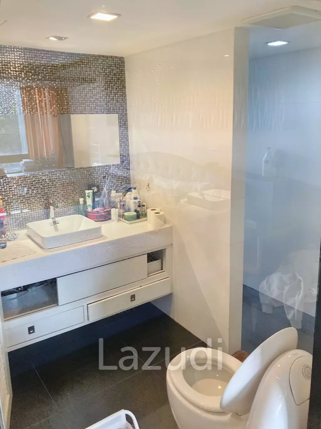 3 Bed 4 Bath 259 SQ.M Thana City Prestige