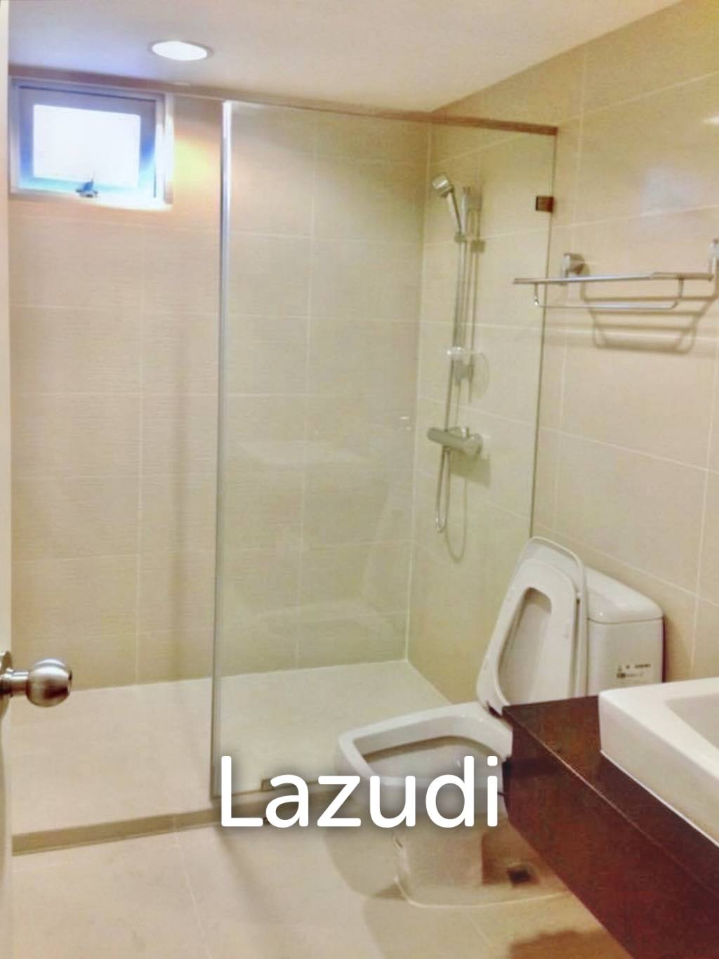2 Bed 1 Bath 81 SQ.M Belle Grand Rama 9