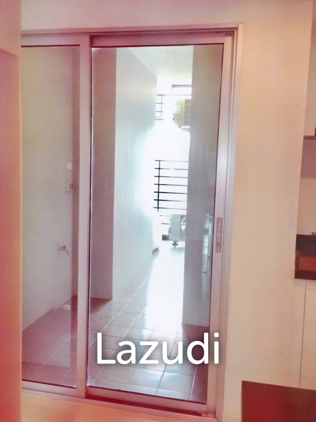 2 Bed 1 Bath 81 SQ.M Belle Grand Rama 9