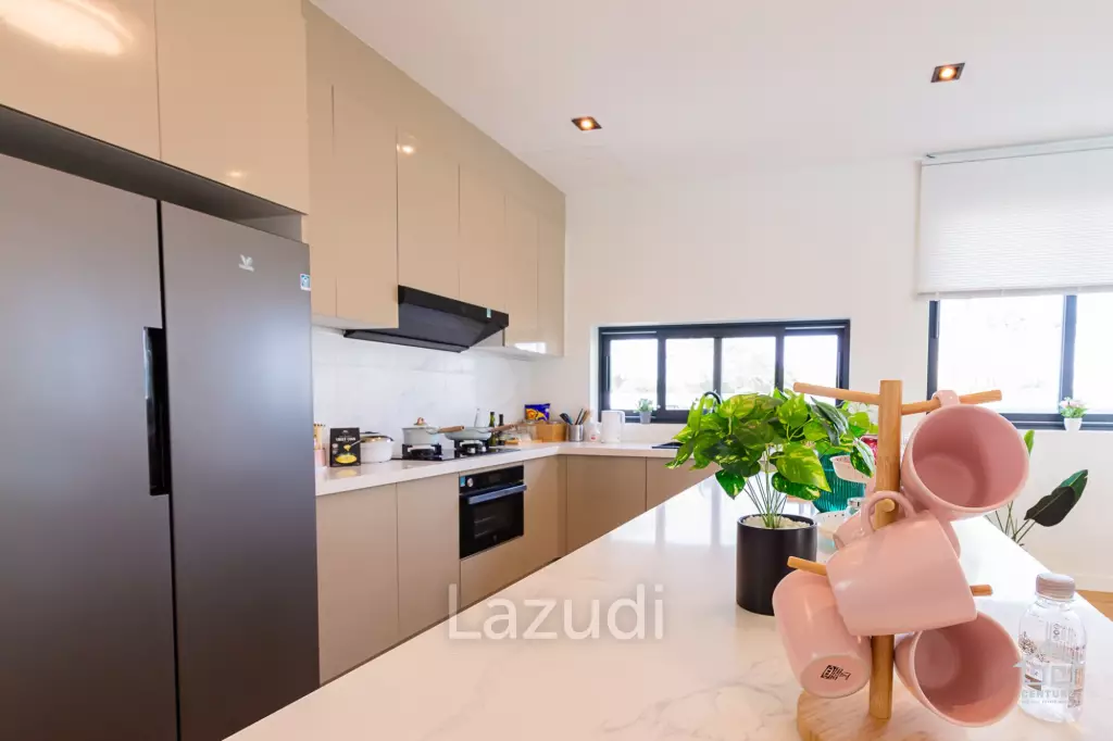 AVATAR MANOR POOL VILLA : 3 bed smart home