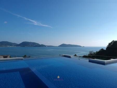 FFHold 156sqm Sea View Condo -Patong