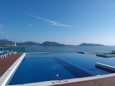 FFHold 156sqm Sea View Condo -Patong