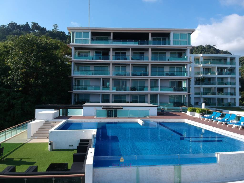 FFHold 156sqm Sea View Condo -Patong