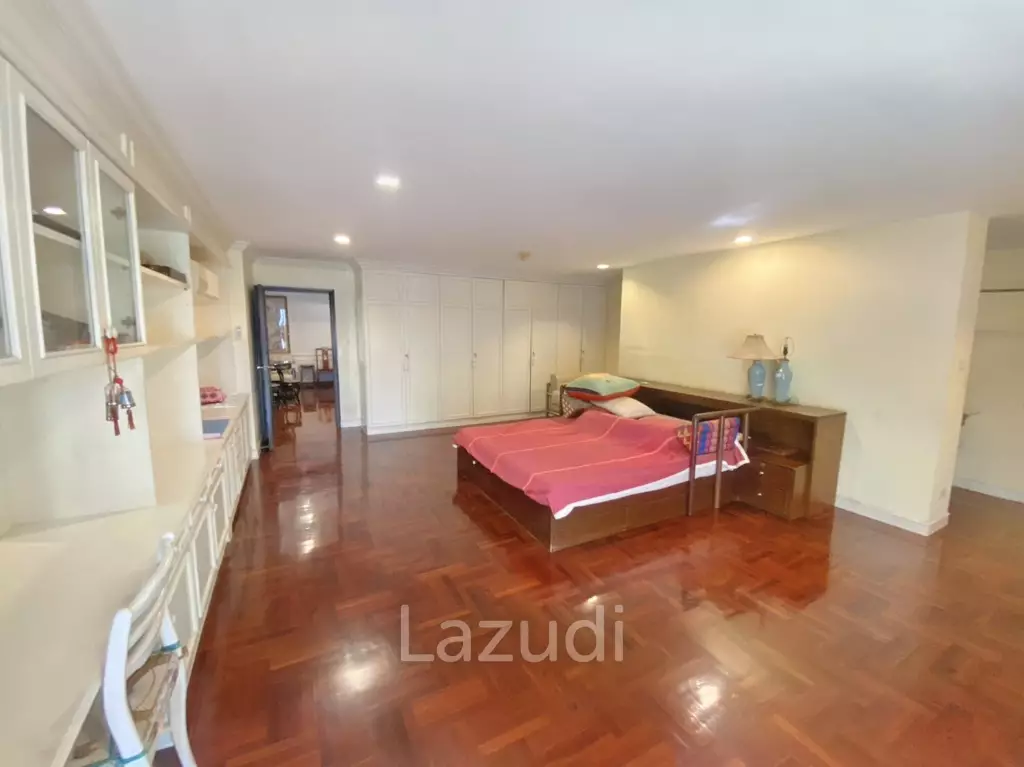 3 Bed 3 Bath 314.65 SQ.M Oriental Towers