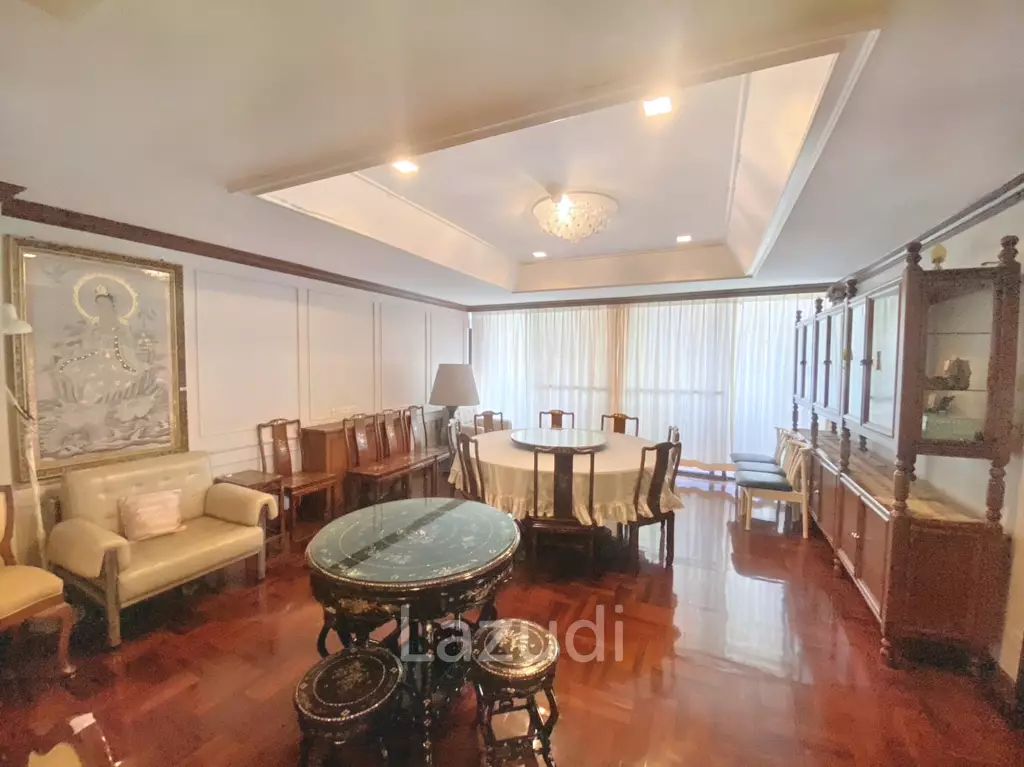 3 Bed 3 Bath 314.65 SQ.M Oriental Towers