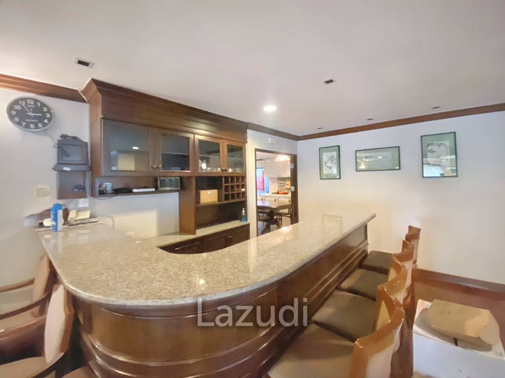 3 Bed 3 Bath 314.65 SQ.M Oriental Towers