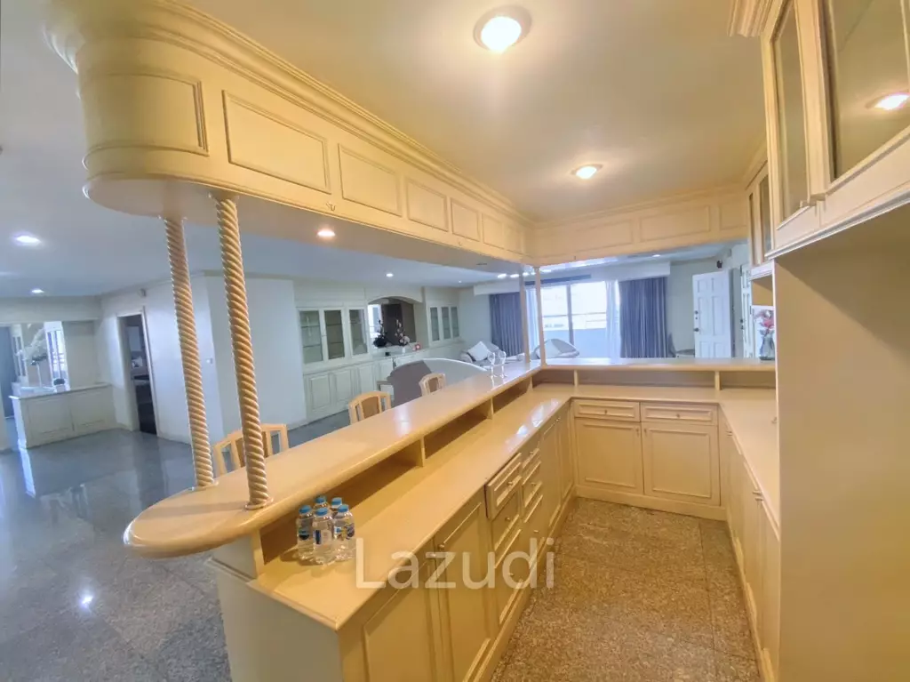 4 Bed 5 Bath 450 SQ.M Oriental Towers