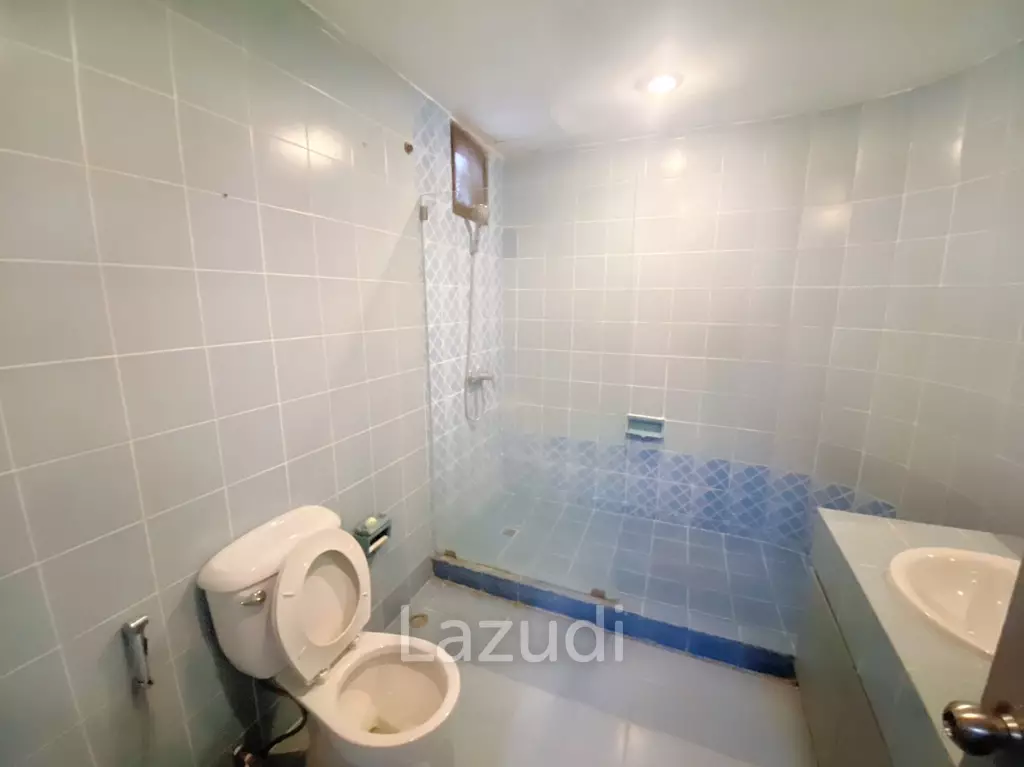 4 Bed 5 Bath 450 SQ.M Oriental Towers