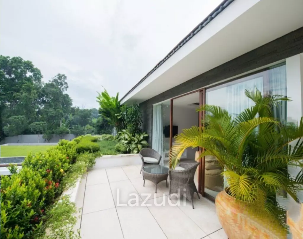 Luxury 4 Bedroom Freehold Villa in Tabanan