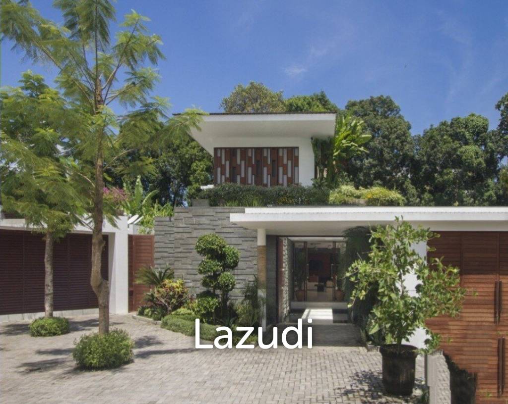 Luxury 4 Bedroom Freehold Villa in Tabanan