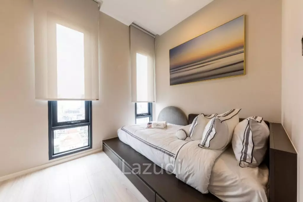 2 Bed 1 Bath 65.11 SQ.M. The Room Phayathai