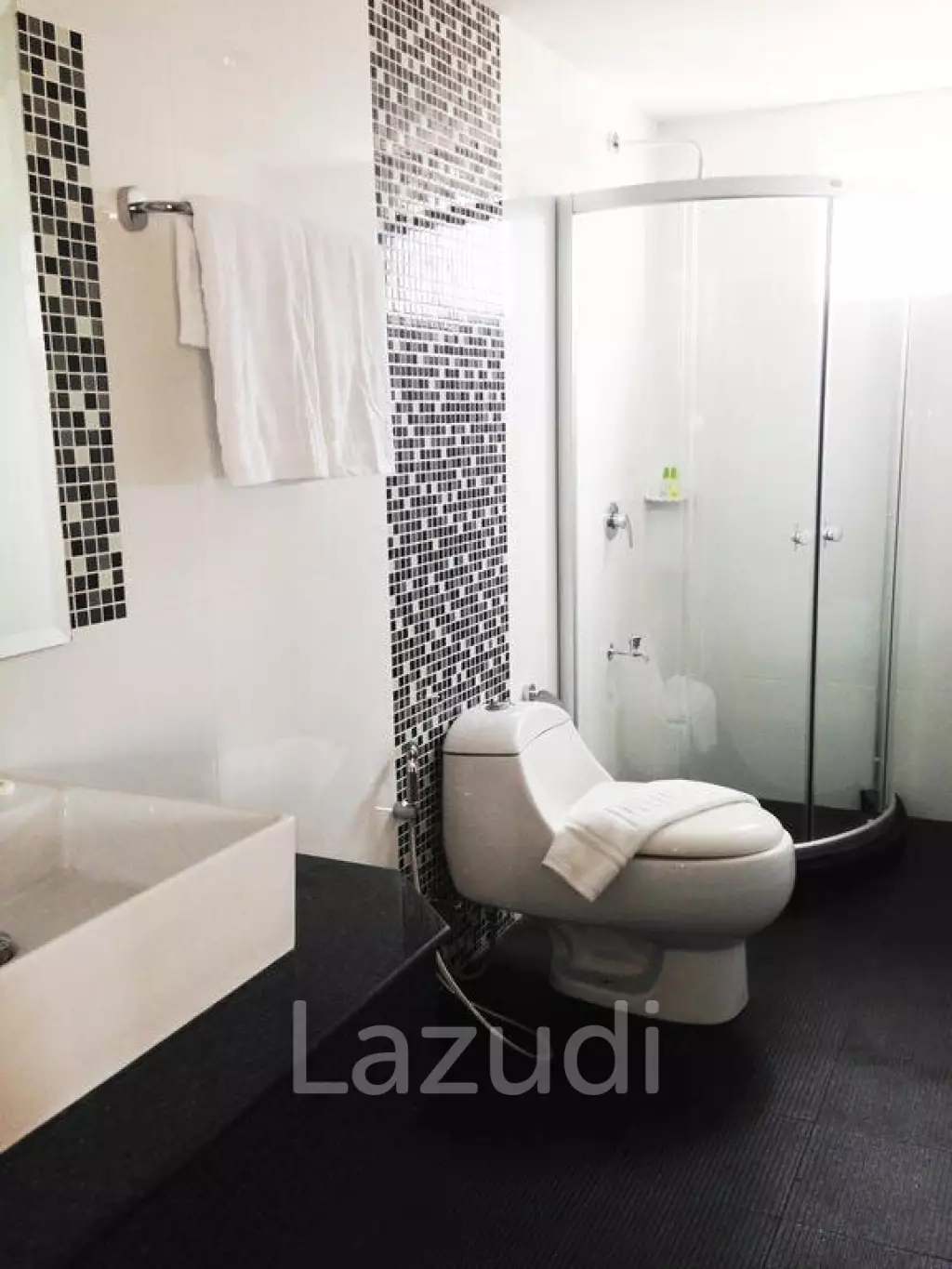 2 Bedroom 82 SQ.M. iCheck Inn Residence Sathorn