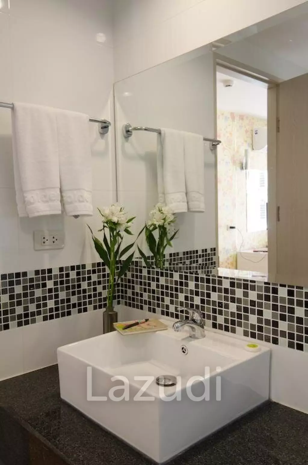 2 Bedroom 82 SQ.M. iCheck Inn Residence Sathorn