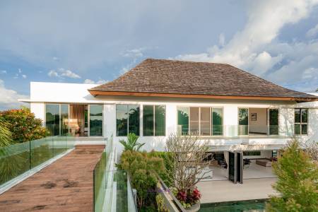 6 Bedroom Villa at the Lake House | PASAK SOI 8